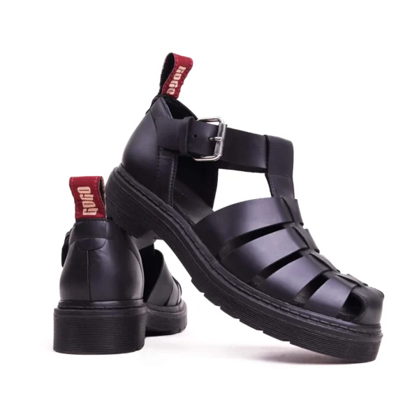 ghenghis-all-black-mate.3 Ghenguis All Black Mate